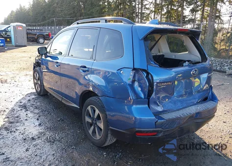 2017 Subaru Forester 2.5I Premium z USA, uszkodzony, nr VIN JF2SJAGC4HH565569